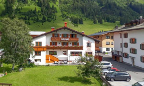 Hotel Kristall Lech